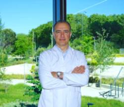 Dr. Javier Arias